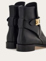 Ferragamo Hug buckle ankle boot - Image 7